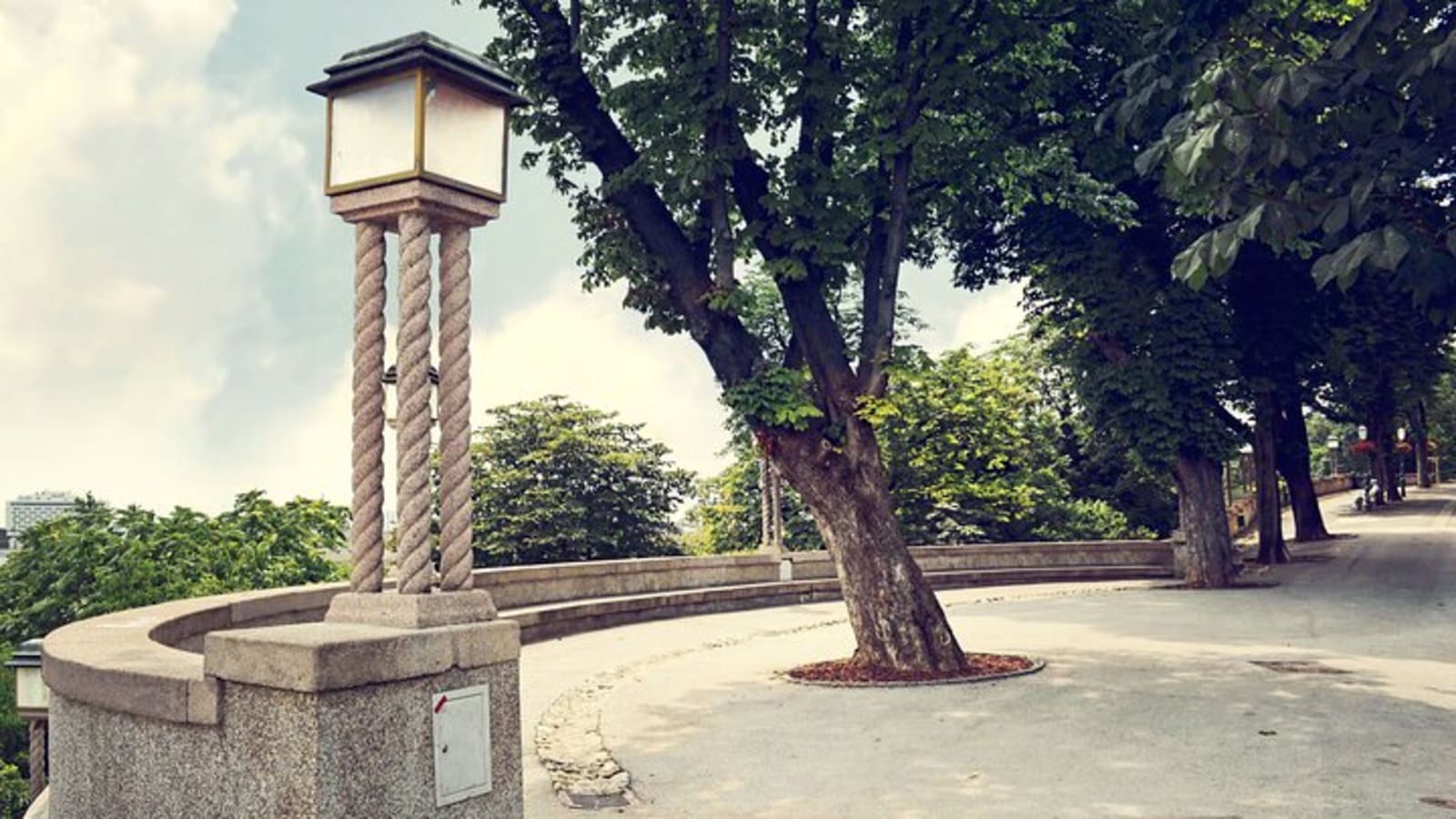 Private Romantic Heritage Walk in Historic Zagreb