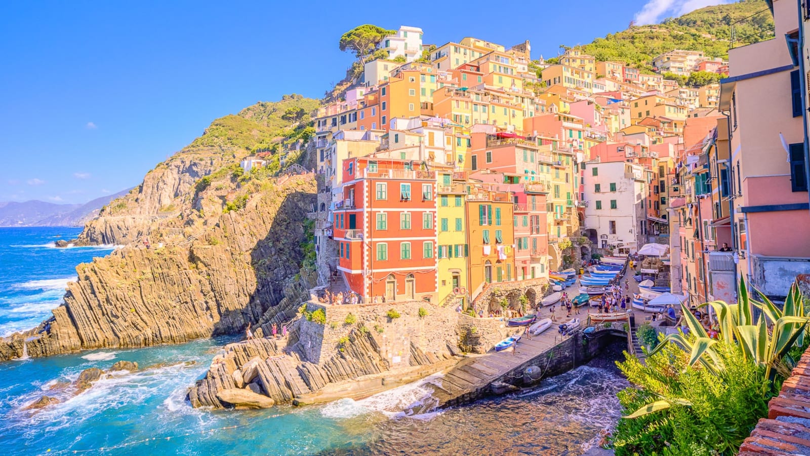 Cinque Terre Day Trip with Transport from Montecatini