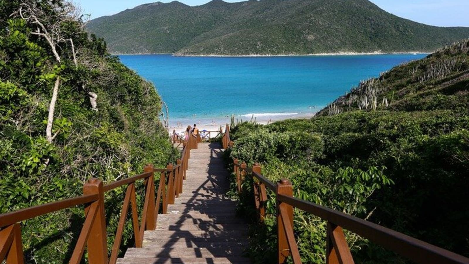 2–Day Private Tour of Arraial do Cabo and Búzios with Pick Up