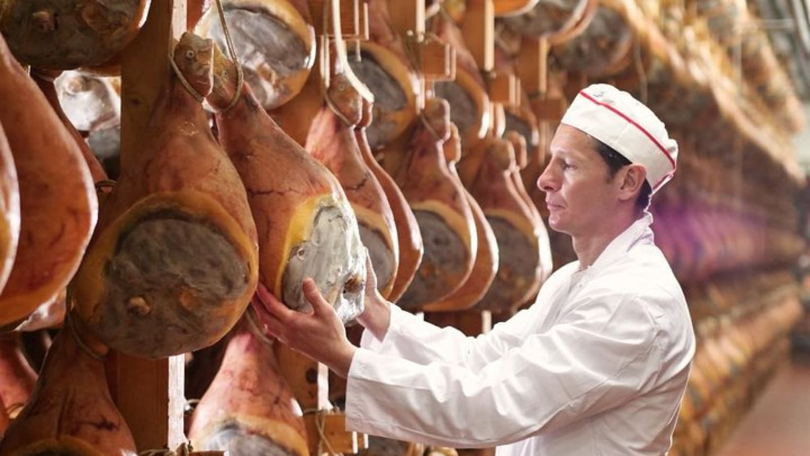 Small Group Parma Ham Farm tour