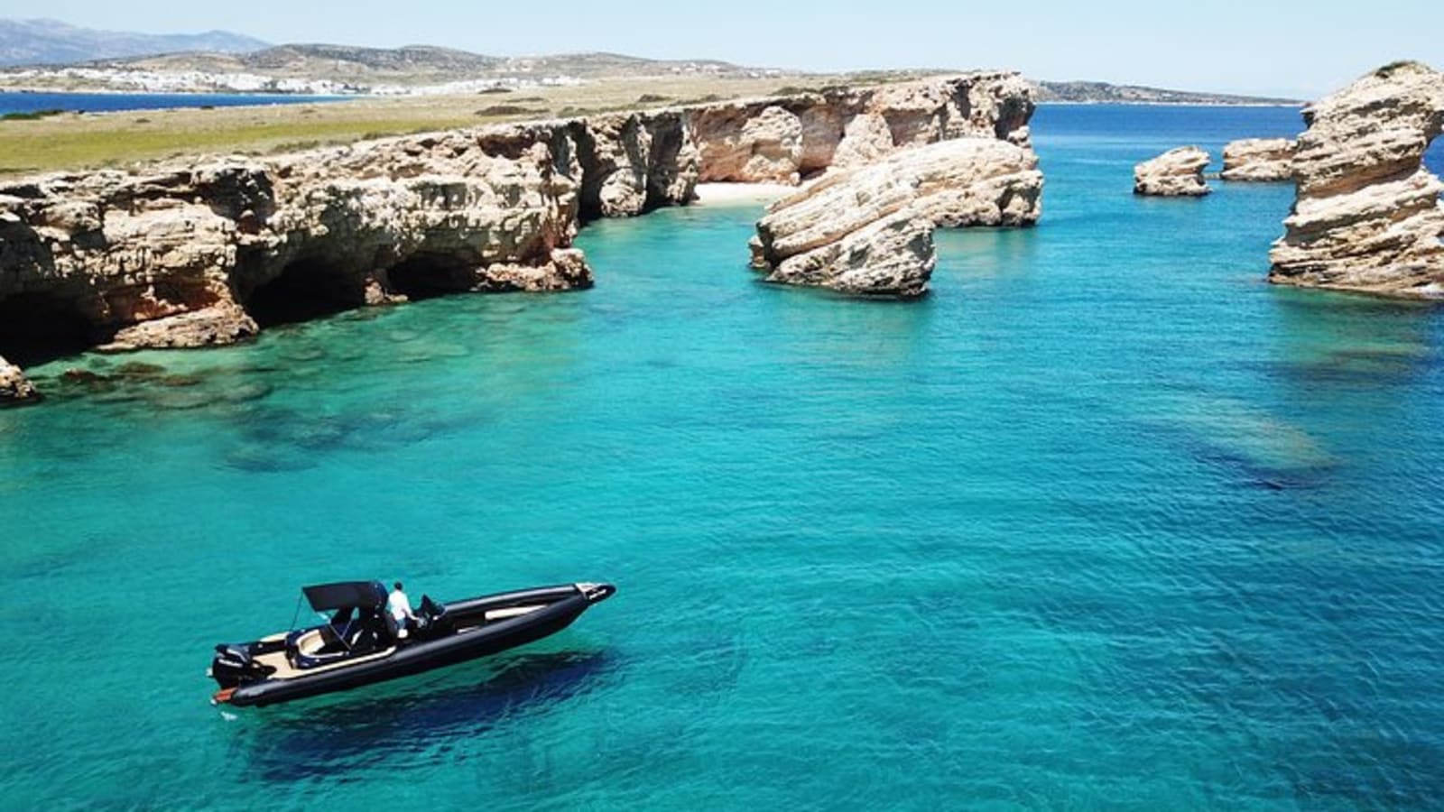 Private Cruise from Mykonos to Rhenia via Delos