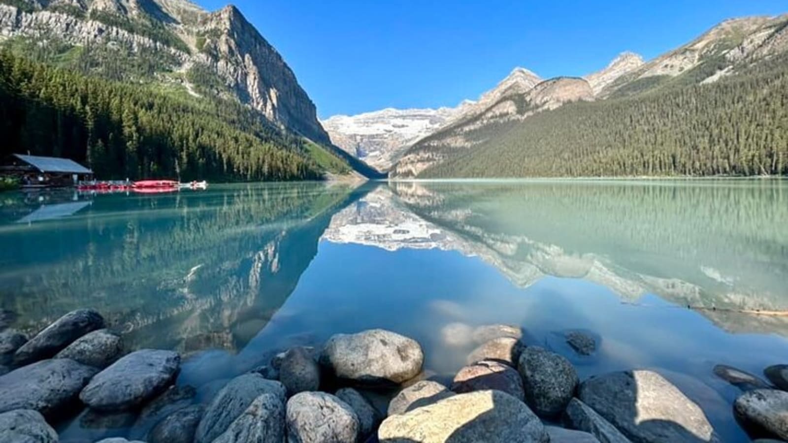 Lake Louise to Calgary YYC Airport Private Shuttle