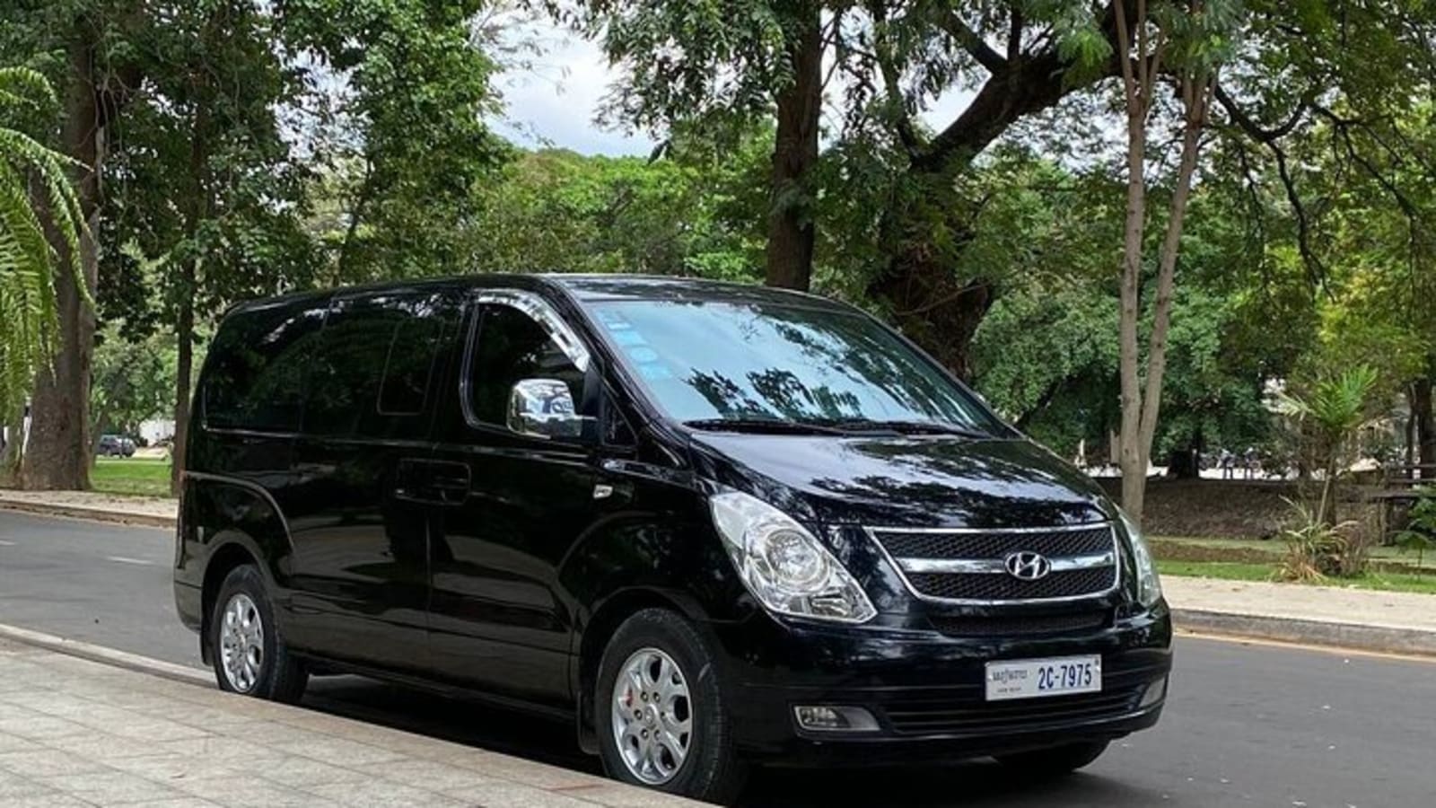 Private Transfer From Phnom Penh to Sihanoukville