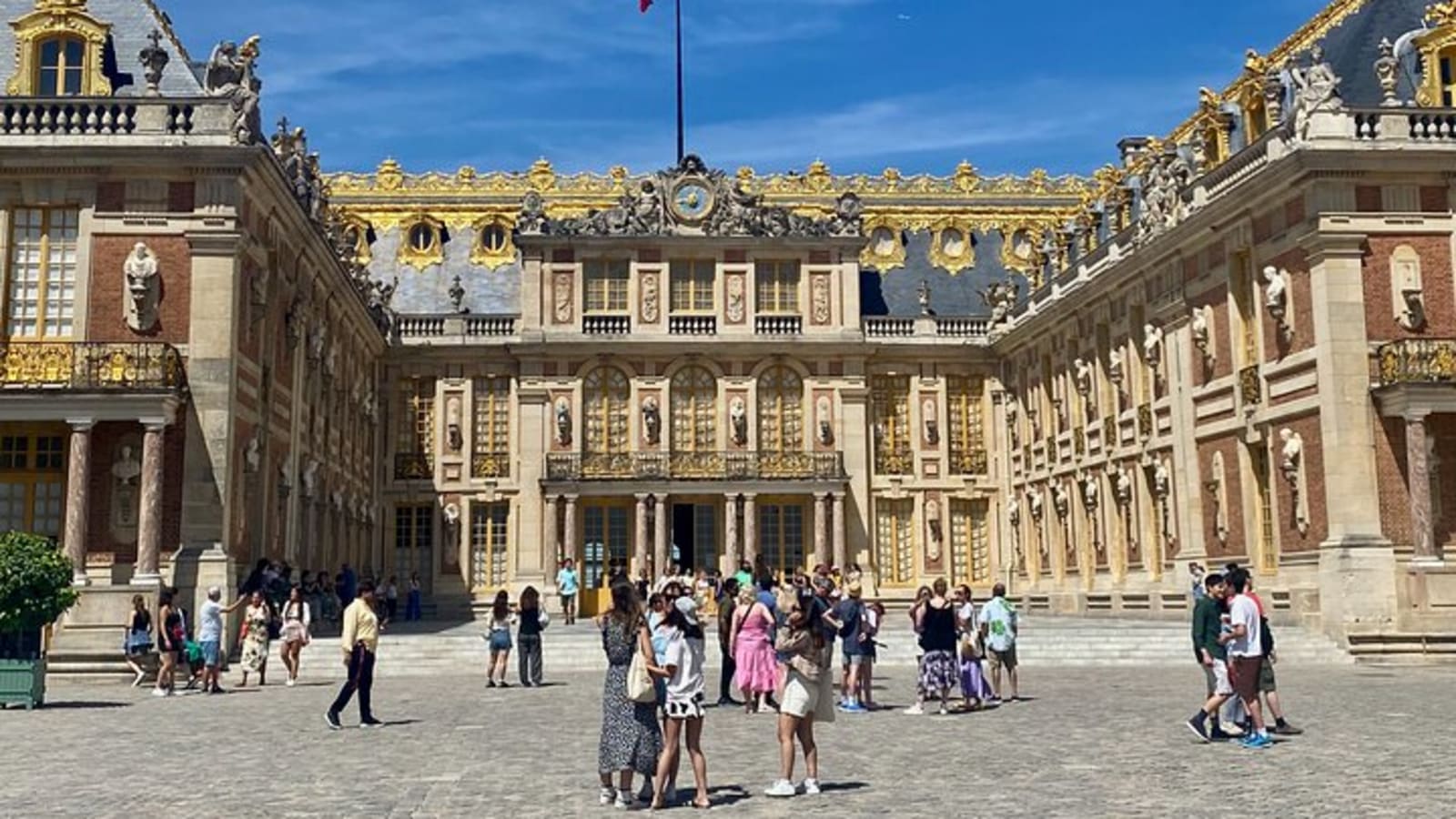 Private Versailles, Gardens, Trianon Live Guided Trip by Mercedes.