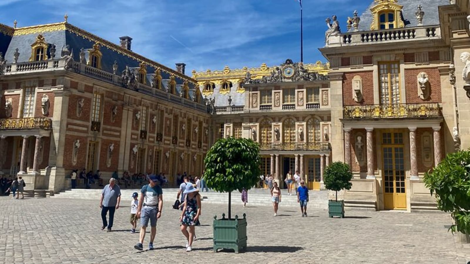 Versailles, Gardens, Trianon SEMI-PRIVATE from Paris by Mercedes.