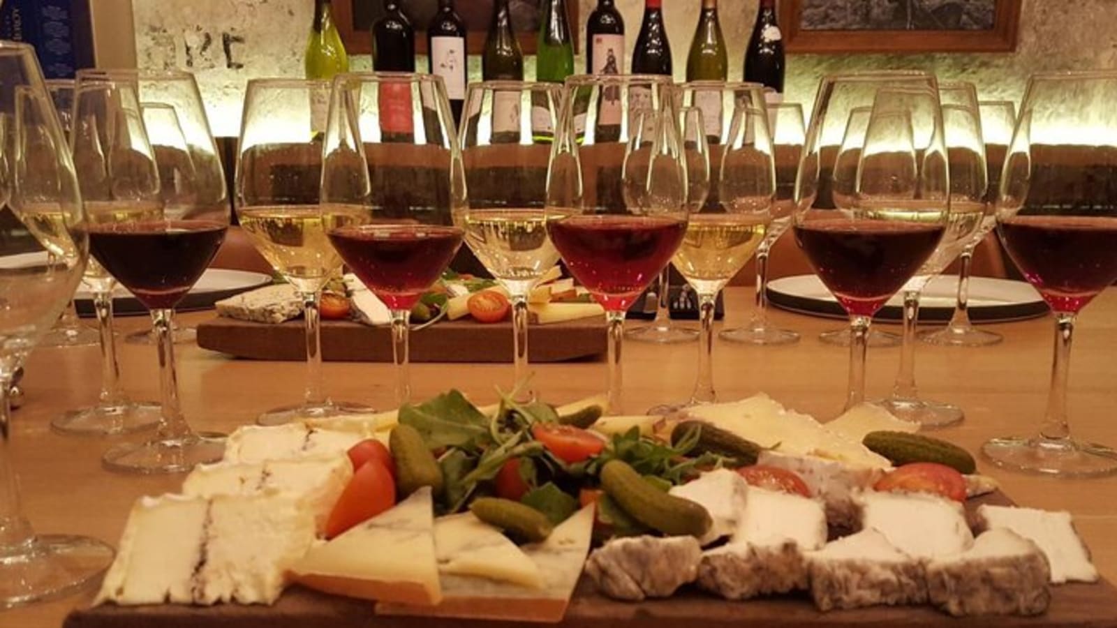 Giverny and Wine Tasting with Private Pick up and Drop Off