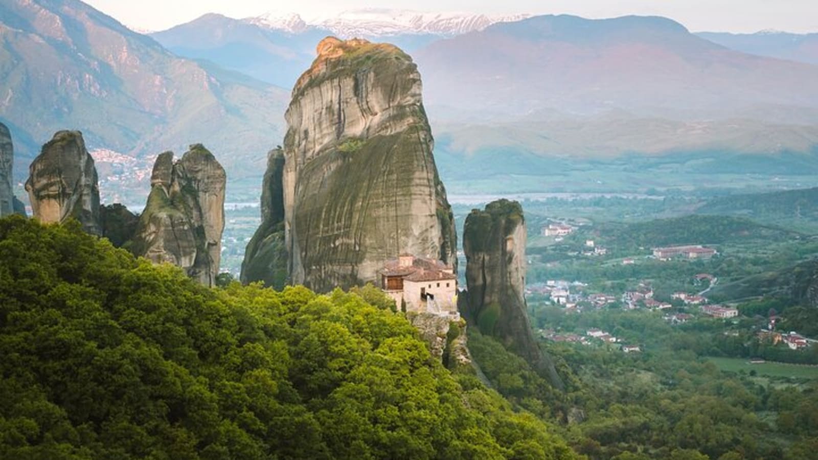 Meteora Full Day Private Tour From Athens
