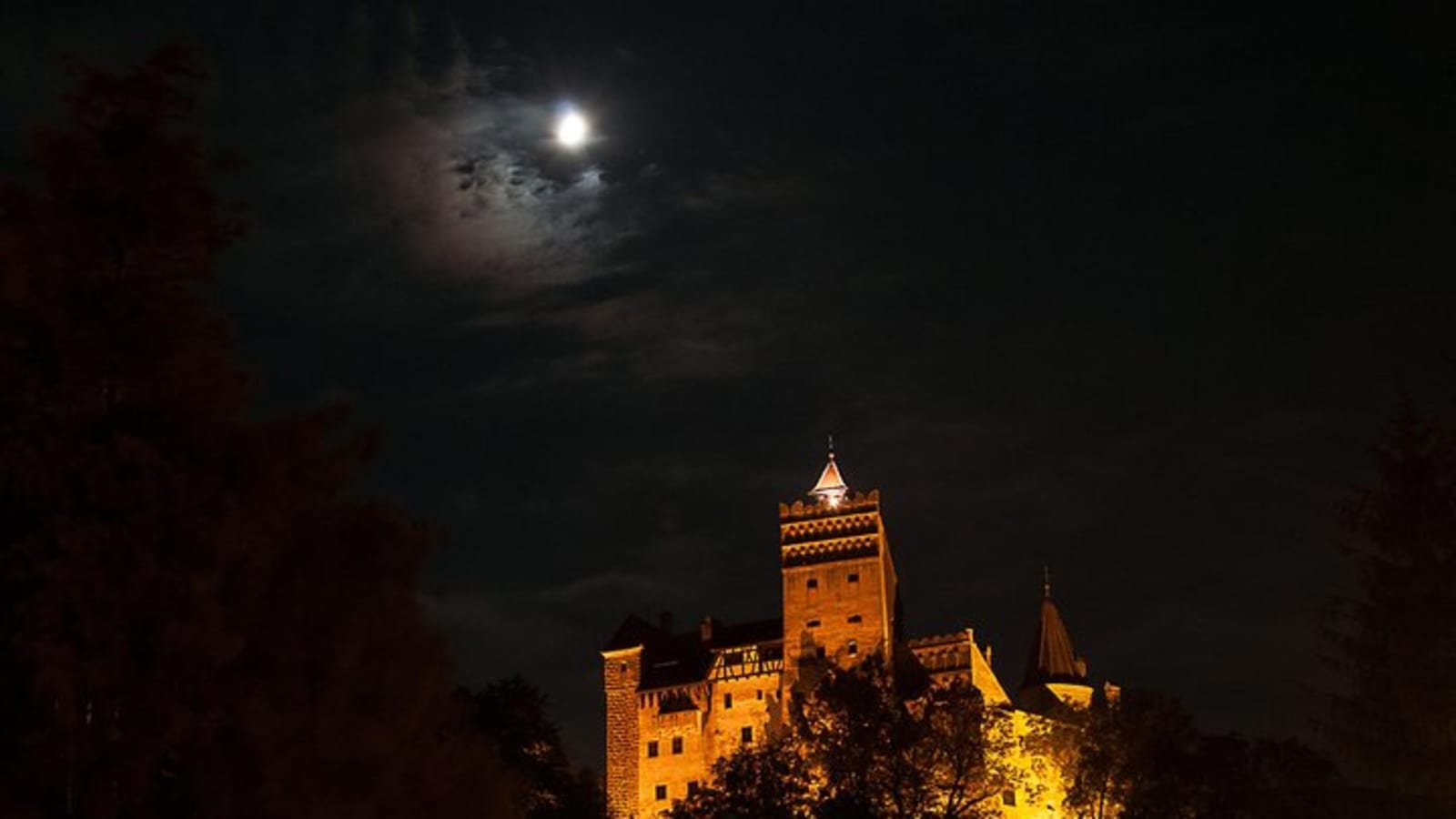 Halloween in Transylvania - 8 days tour and party at Dracula's Castle