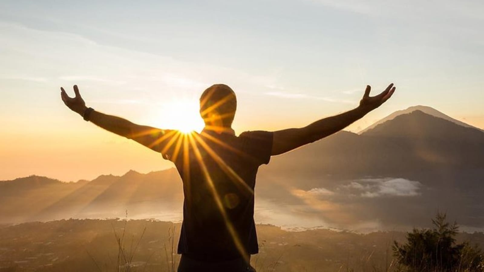 Private Tour: Full-Day Mount Batur Volcano Sunrise Trek with Natural Hot Springs