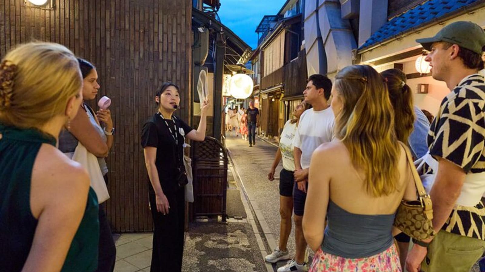 Kyoto Gion Geisha District Walking Tour The Stories of Geisha