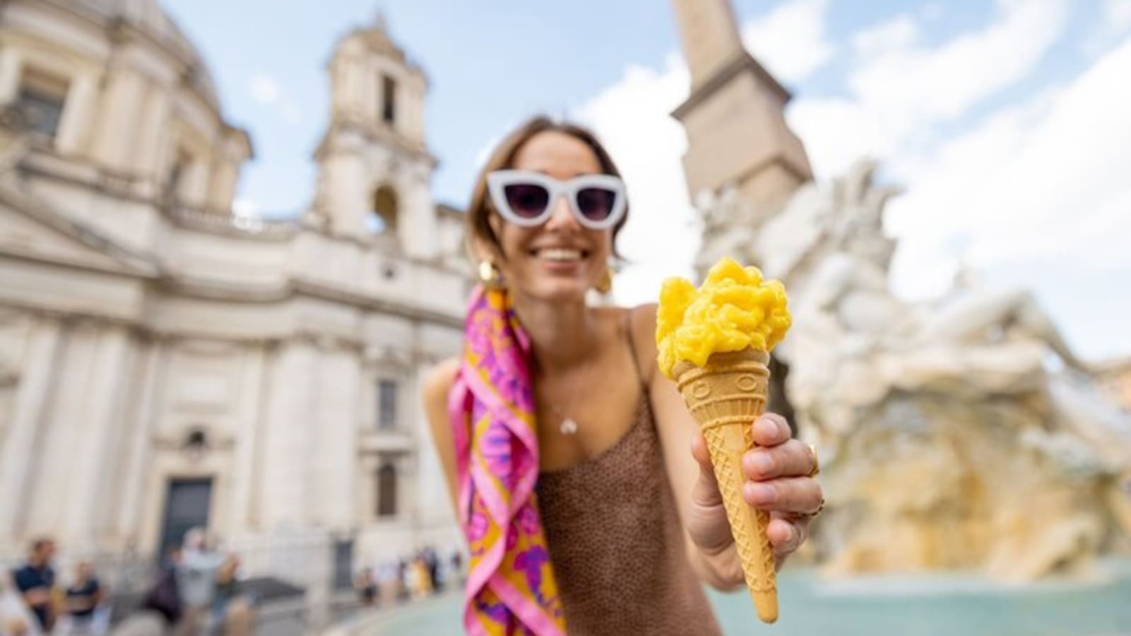 Gelato and Fettuccine Pasta Cooking Class in Rome Piazza Navona
