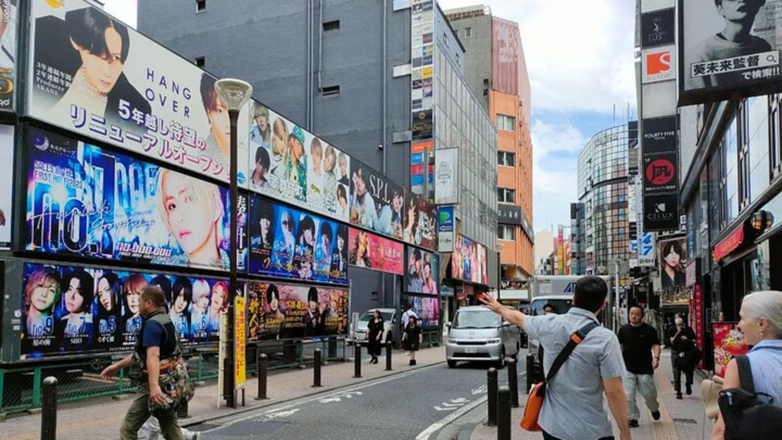 Shinjuku And Golden Gai Best Food Tour With A Master local Guide