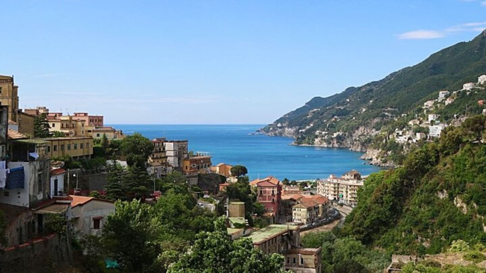 Naples to Positano, Amalfi, Ravllo & Vetri sul mare 10 hours trip