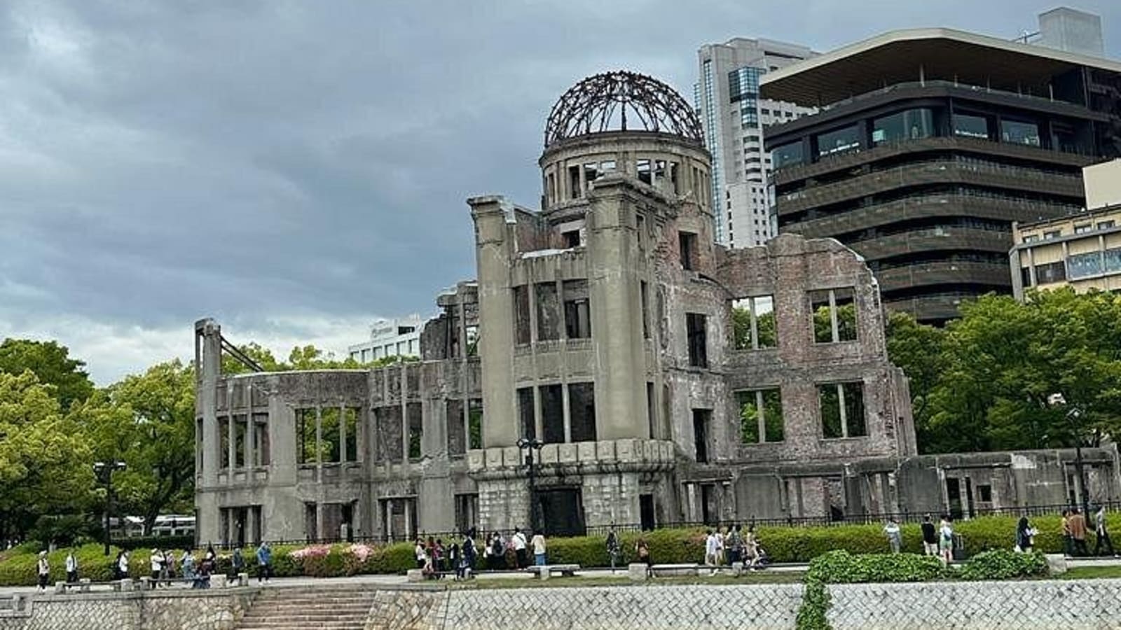 Hiroshima the world heritage sites with Then perfect Guide