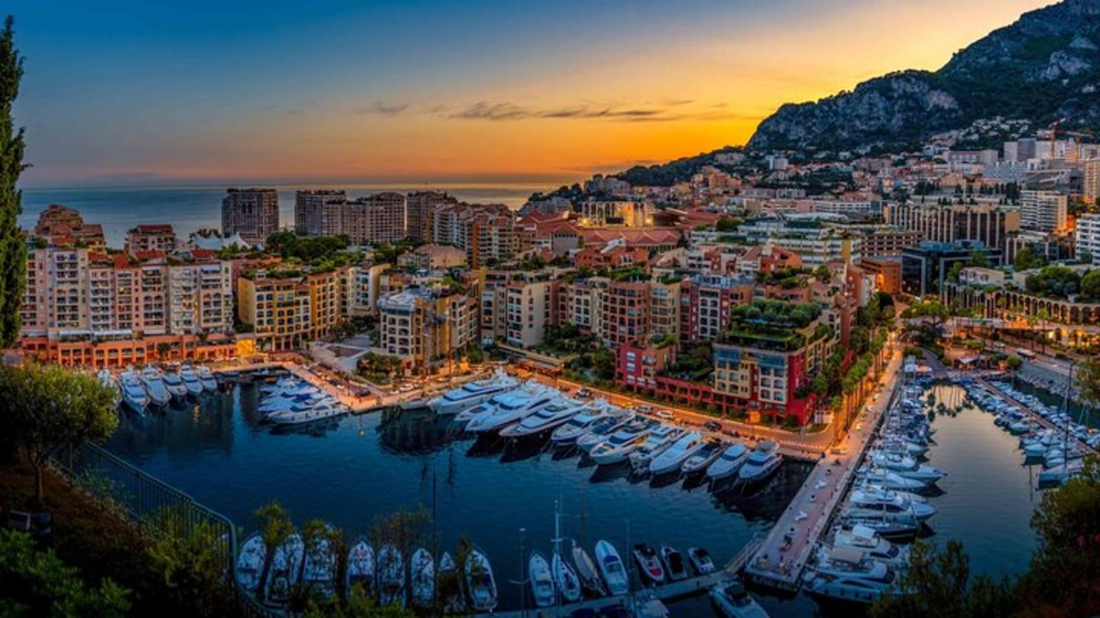 Monaco, Monte Carlo, Eze & Landscape Day & Night Private Tour