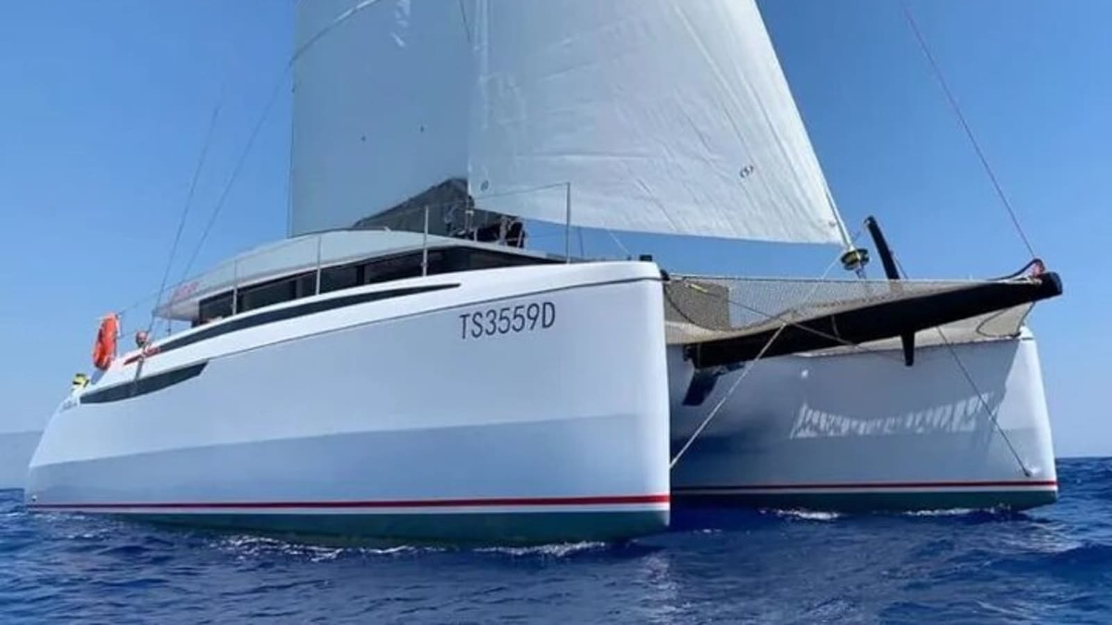 Private Luxurious Sailing Cruise in Heraklion