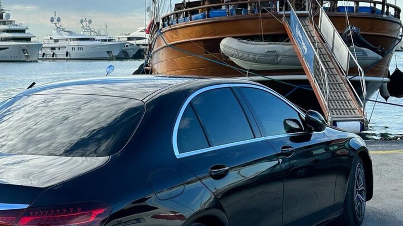 Piraeus Cruise Boats Half Day Tour