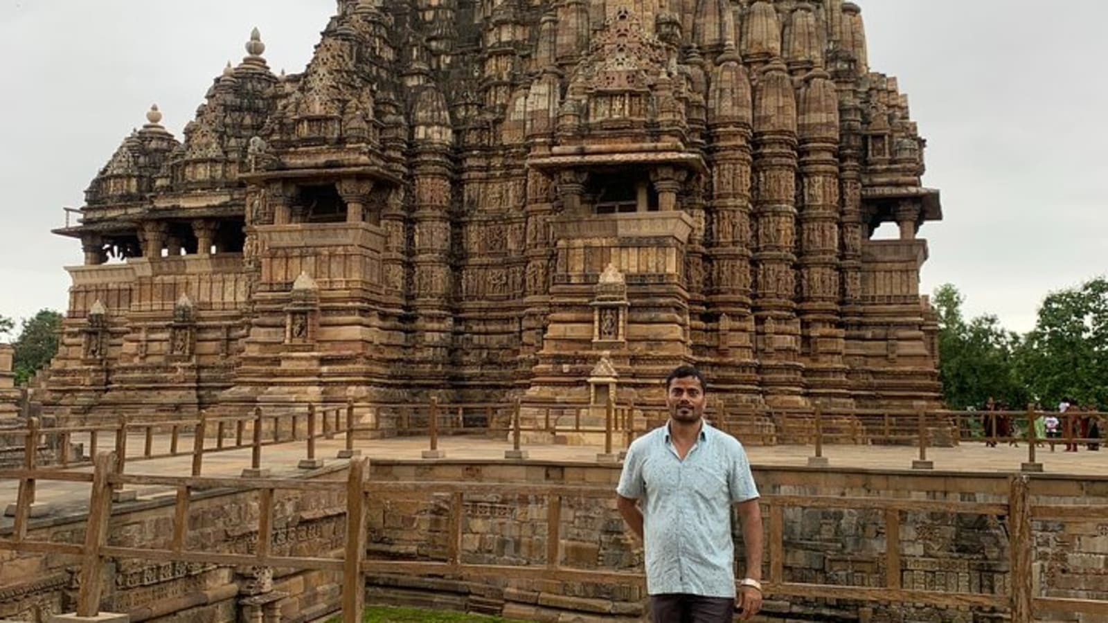 Classical India: Delhi, Jaipur, Agra, Orchha, Khajuraho &Varanasi