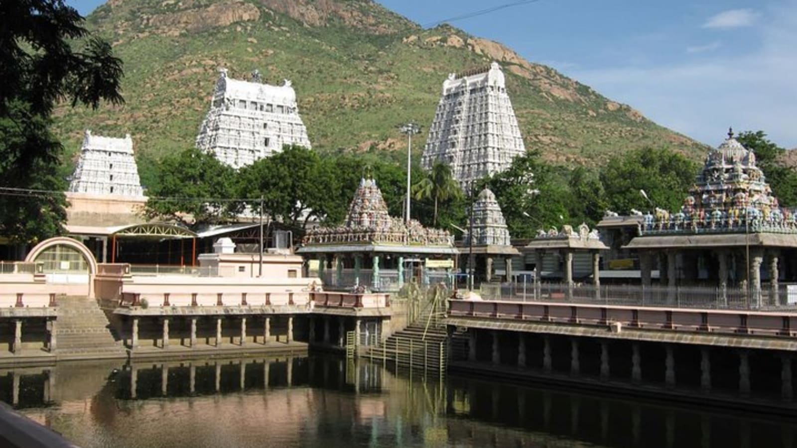 Spiritual Sojourn: Chennai to Tiruvannamalai Temple & Ashram Tour