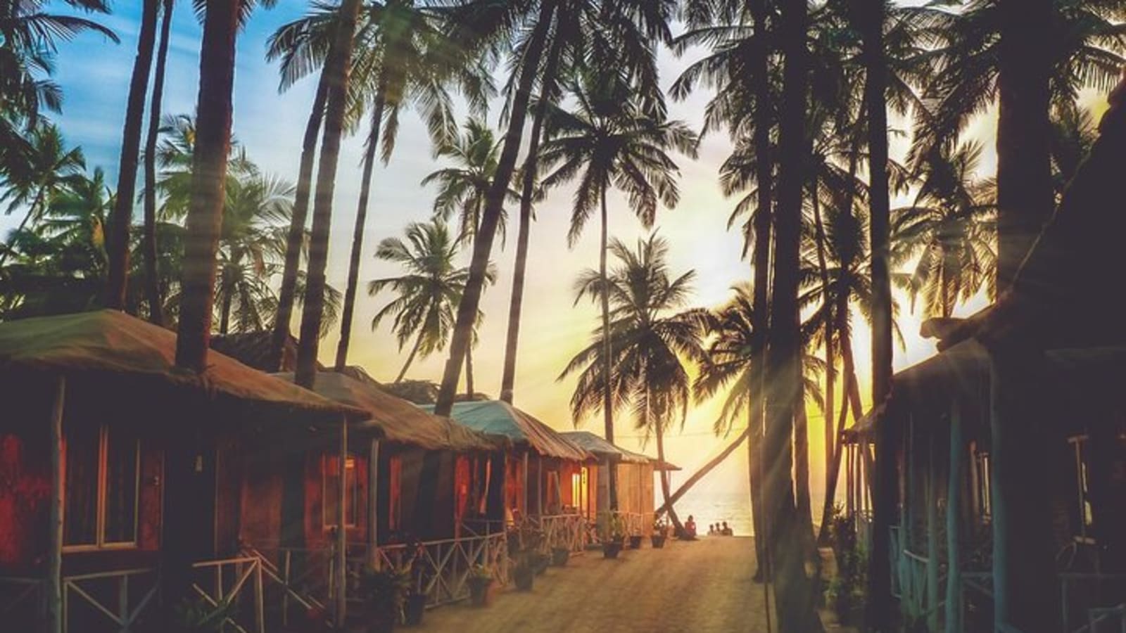 Mumbai & Goa Sightseeing & Beach Tour