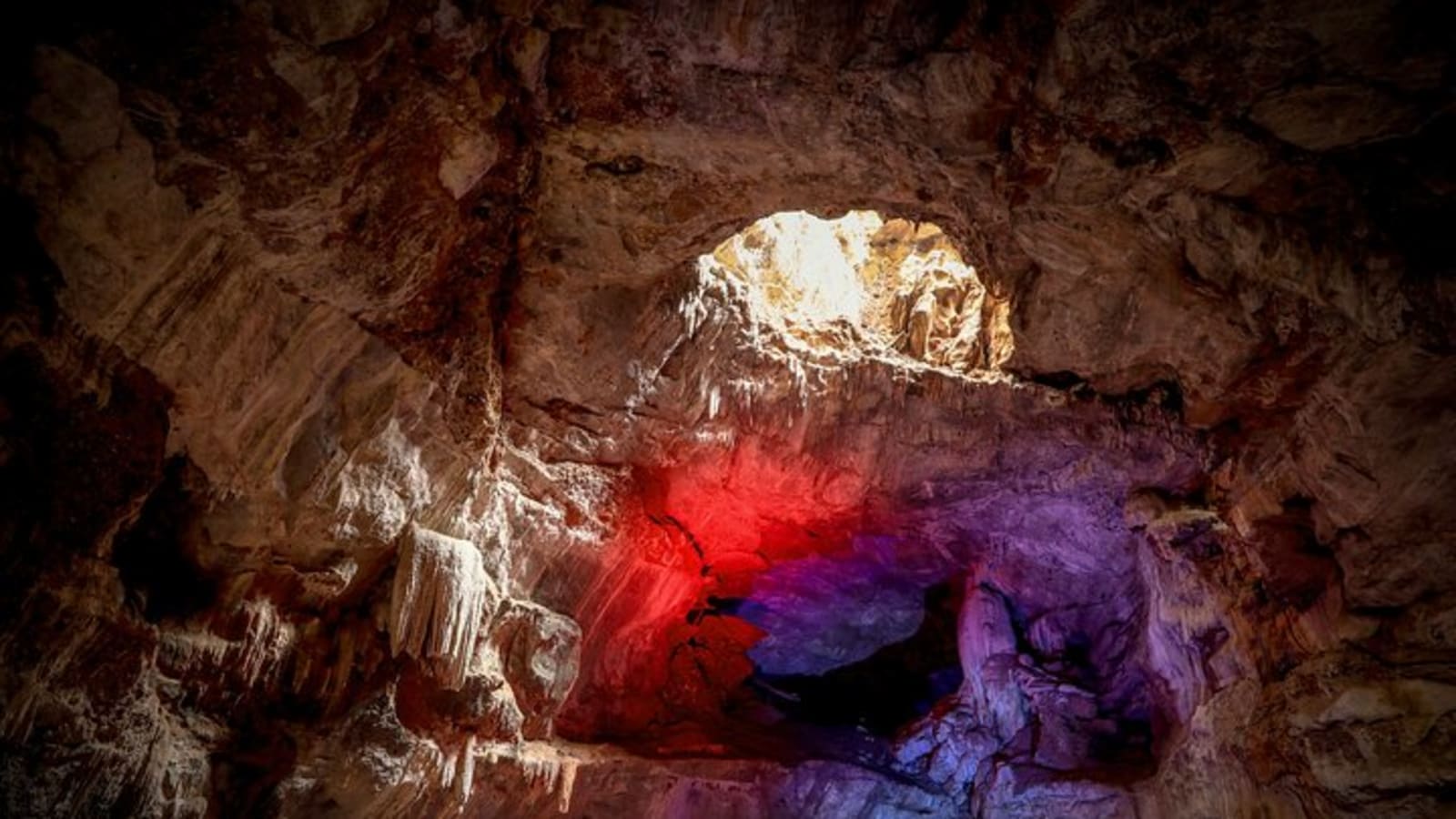 Vizag to Borra Caves and Thotlakonda Buddhist Complex Day Tour