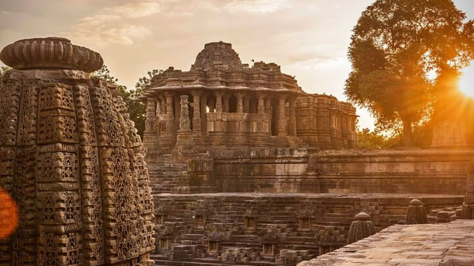 Ahmedabad to Indore Architecture & Temple Tour
