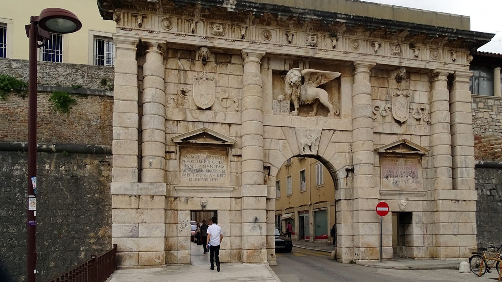 Golden Zadar: History, Culture & Church of Art Walking tour
