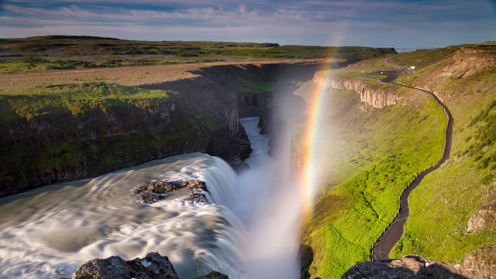 Private Golden Circle & Blue Lagoon Tour YFIR