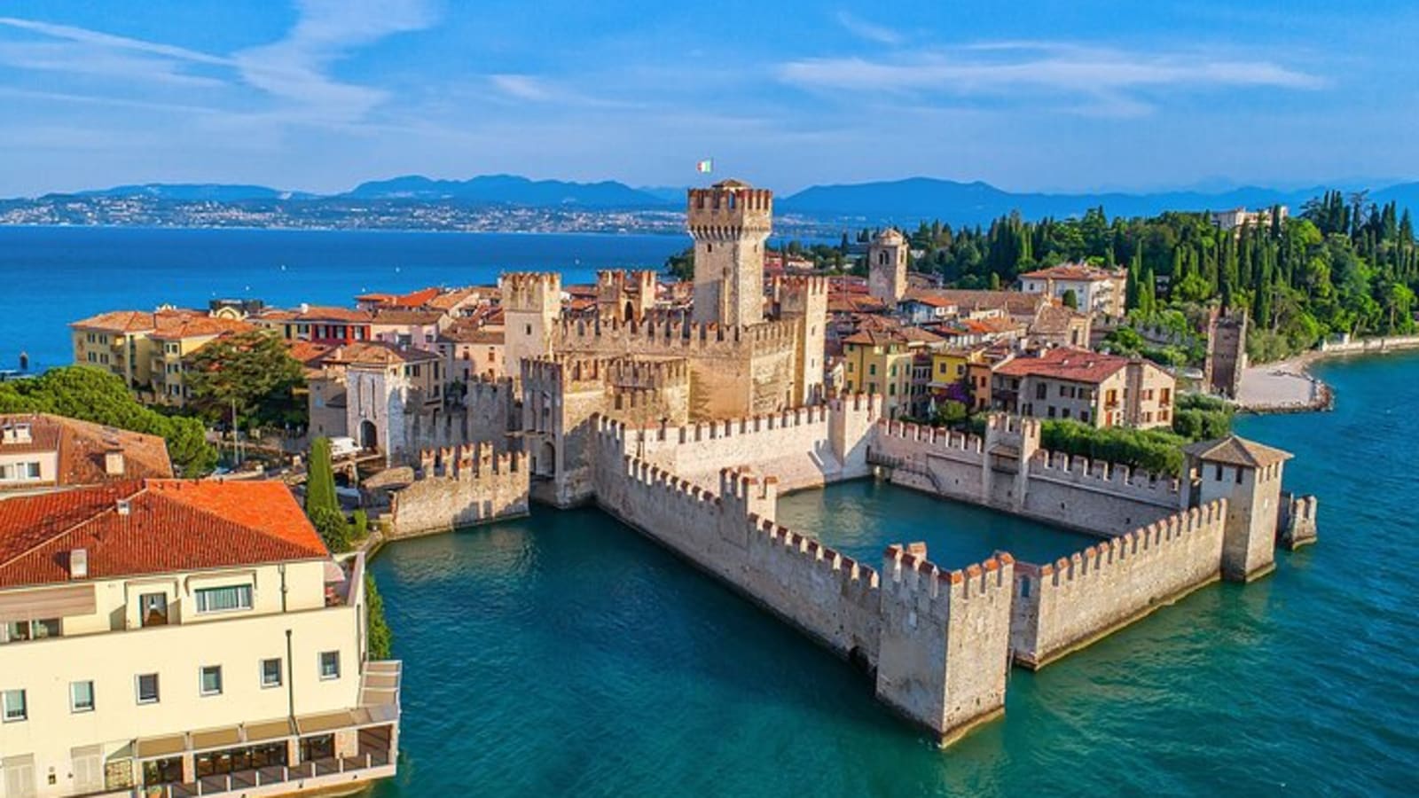 From Verona: Sirmione & Lake Garda with Boat Cruise & Spritz Tasting