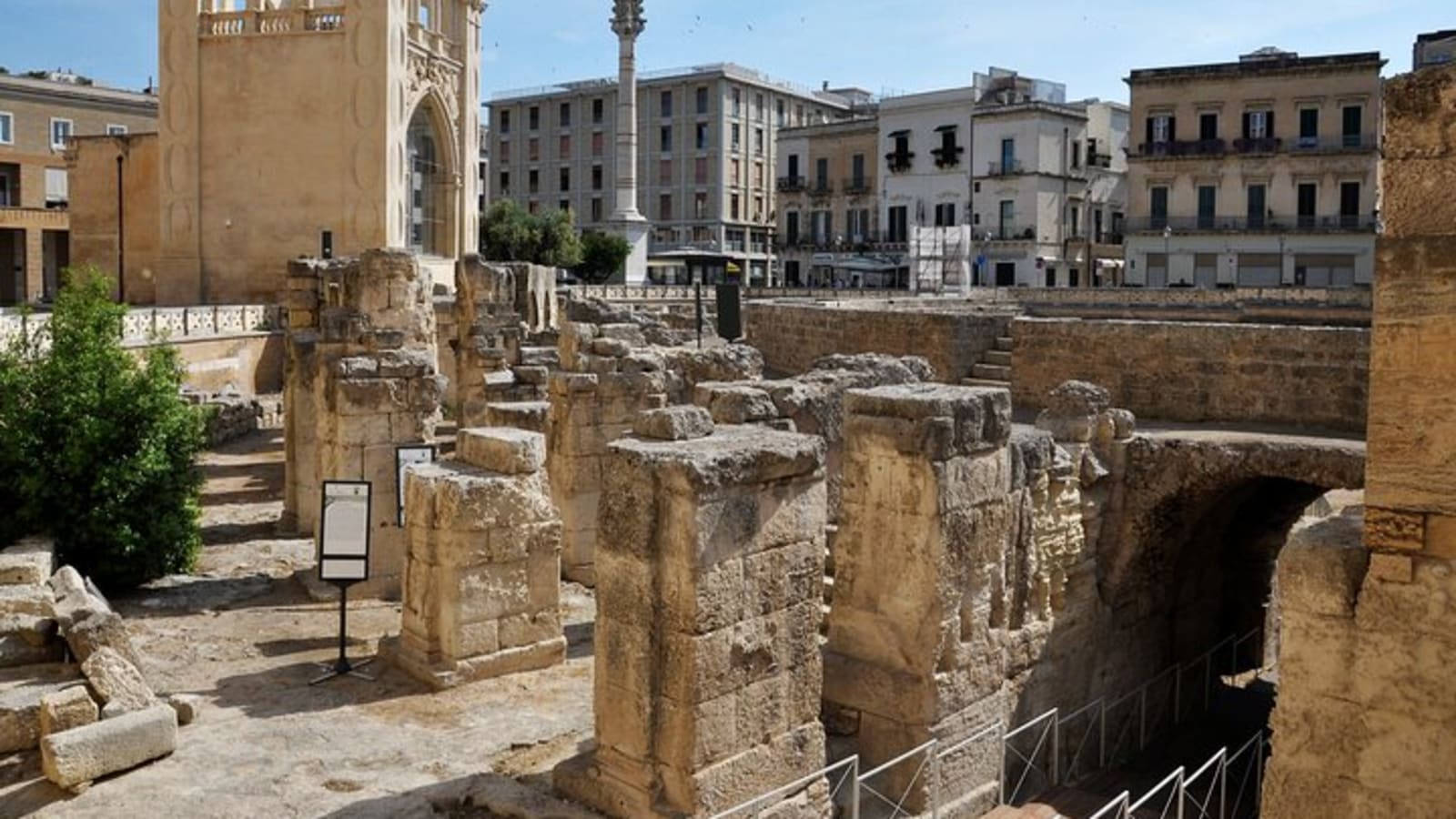 Explore Baroque, History, Local Traditions on Lecce Walking Tour