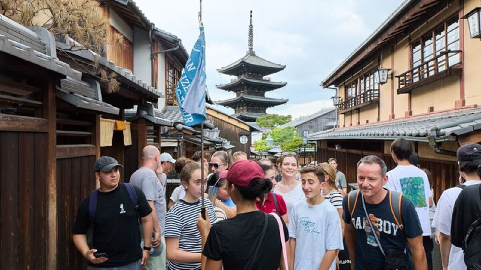 Kyoto Highlights Walking Tour for First-Time Visitors