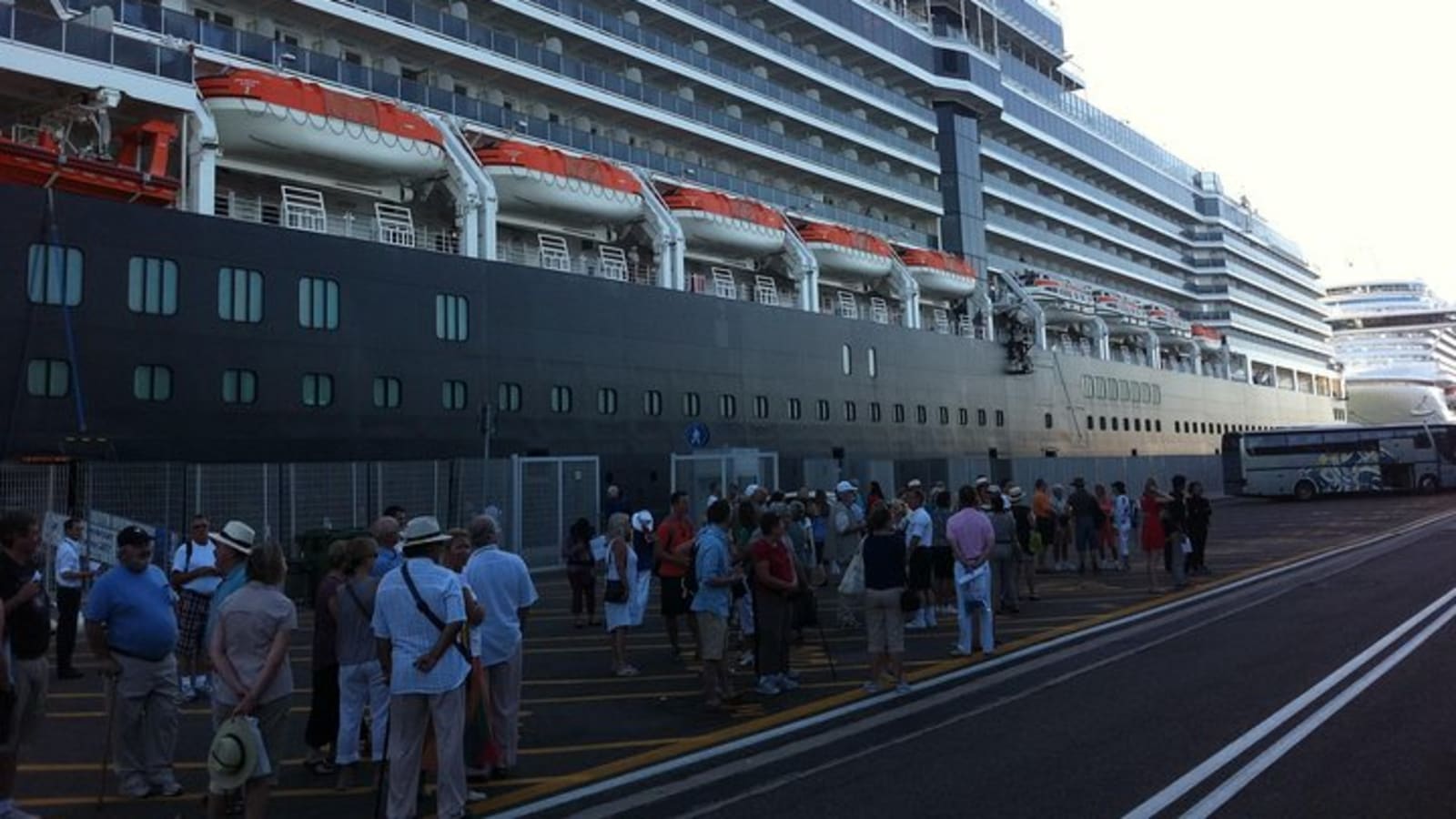From Civitavecchia port with Vatican Museums & Tour Guide