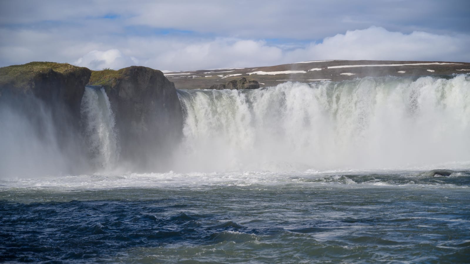 Combo Whale Watching and Goðafoss