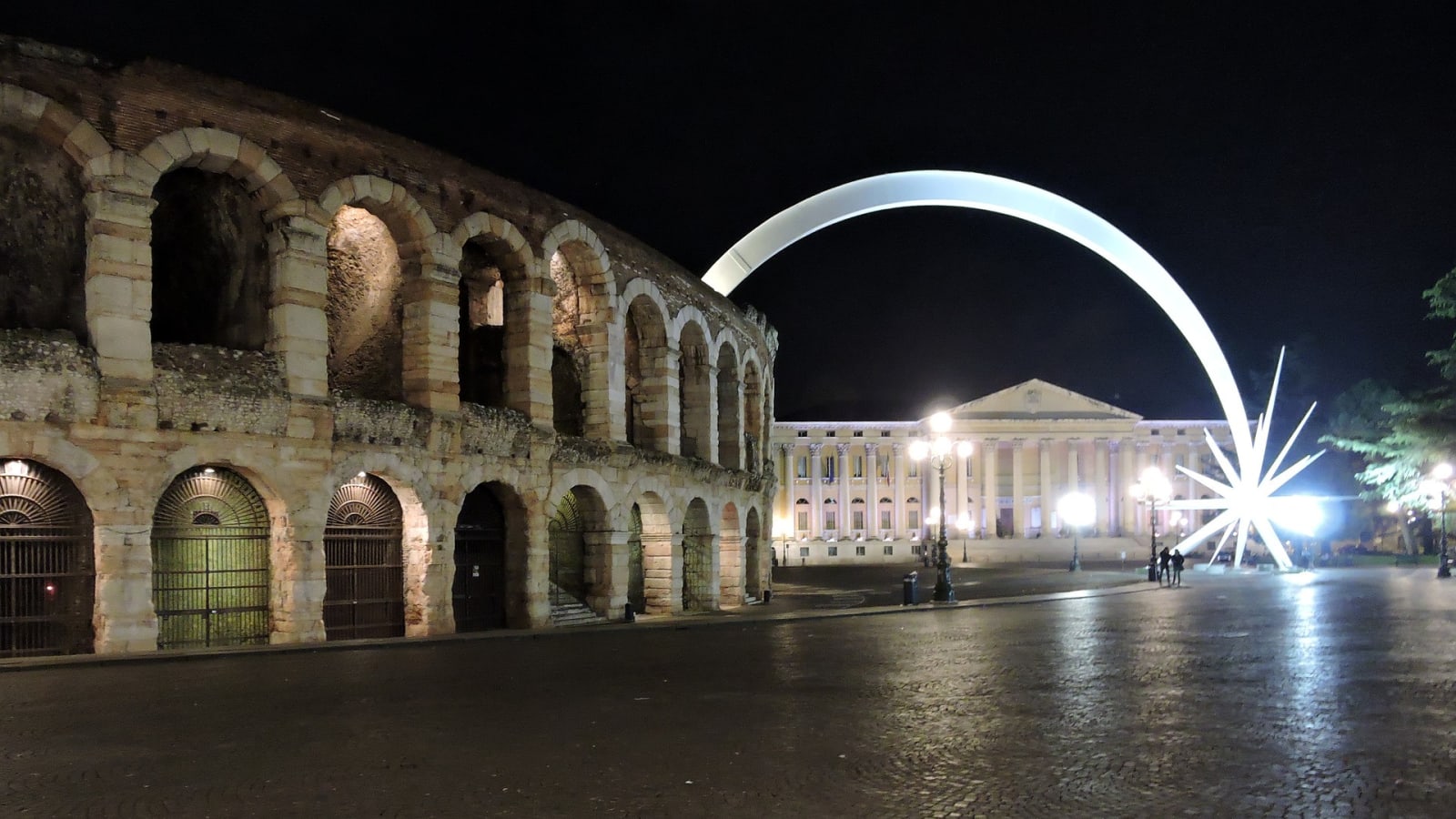 2-Hour Private Walking Tour of Verona with Romeo and Juliet's Houses