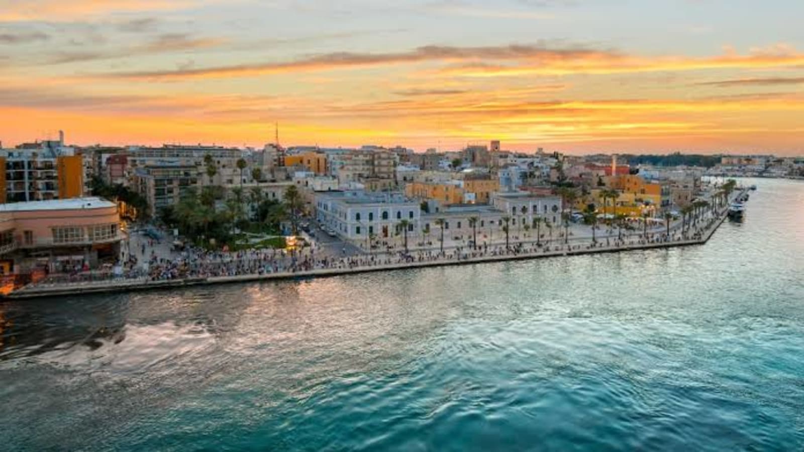 4-Hour Oria and Brindisi Highlights Tour with Messapian Heritage