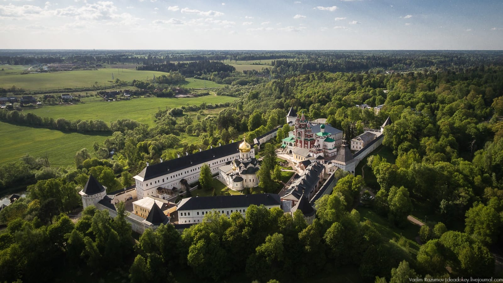 6-Hour Sergiev Posad Day Trip from Moscow with Lavra and Toy Museum