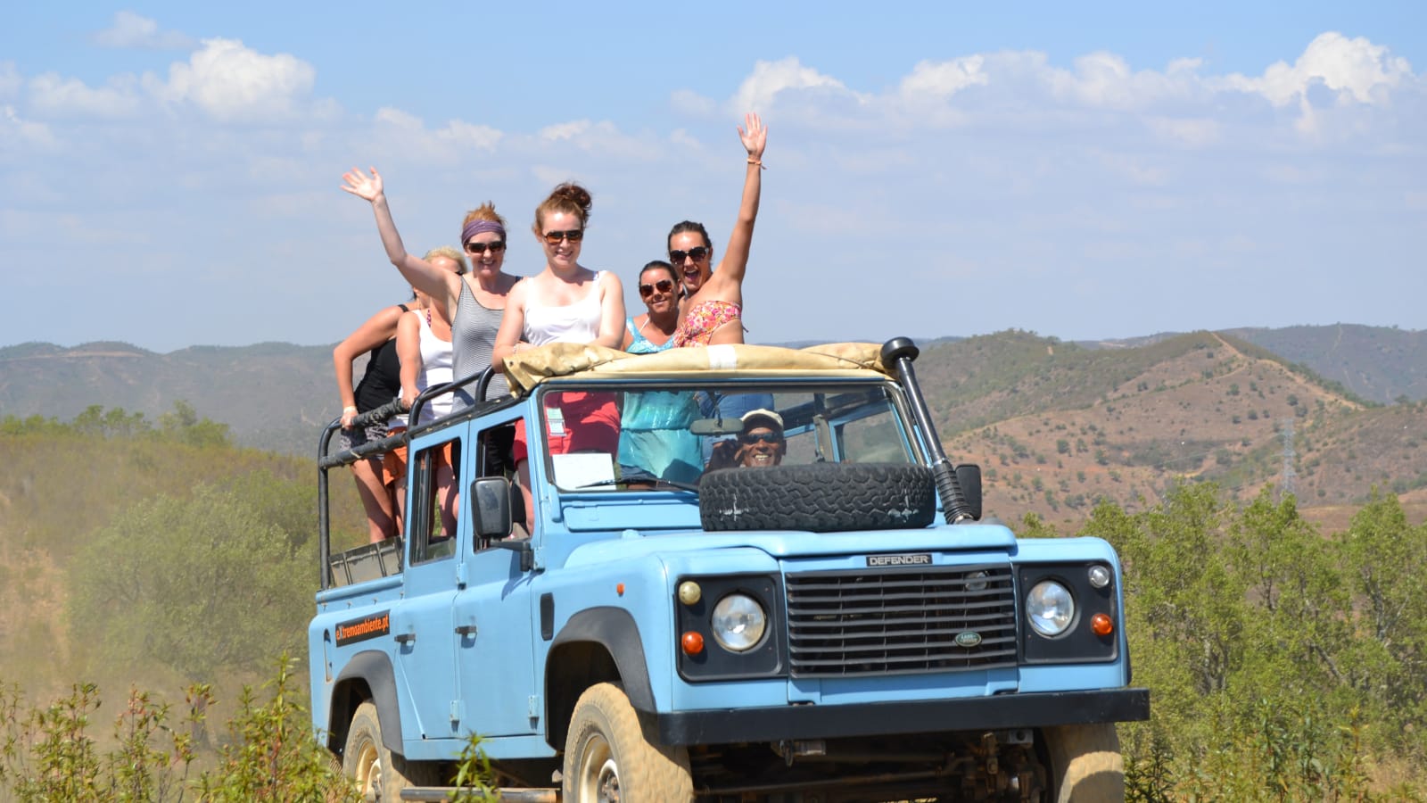 4-Hour Algarve Jeep Safari from Albufeira with Villages and Tastings