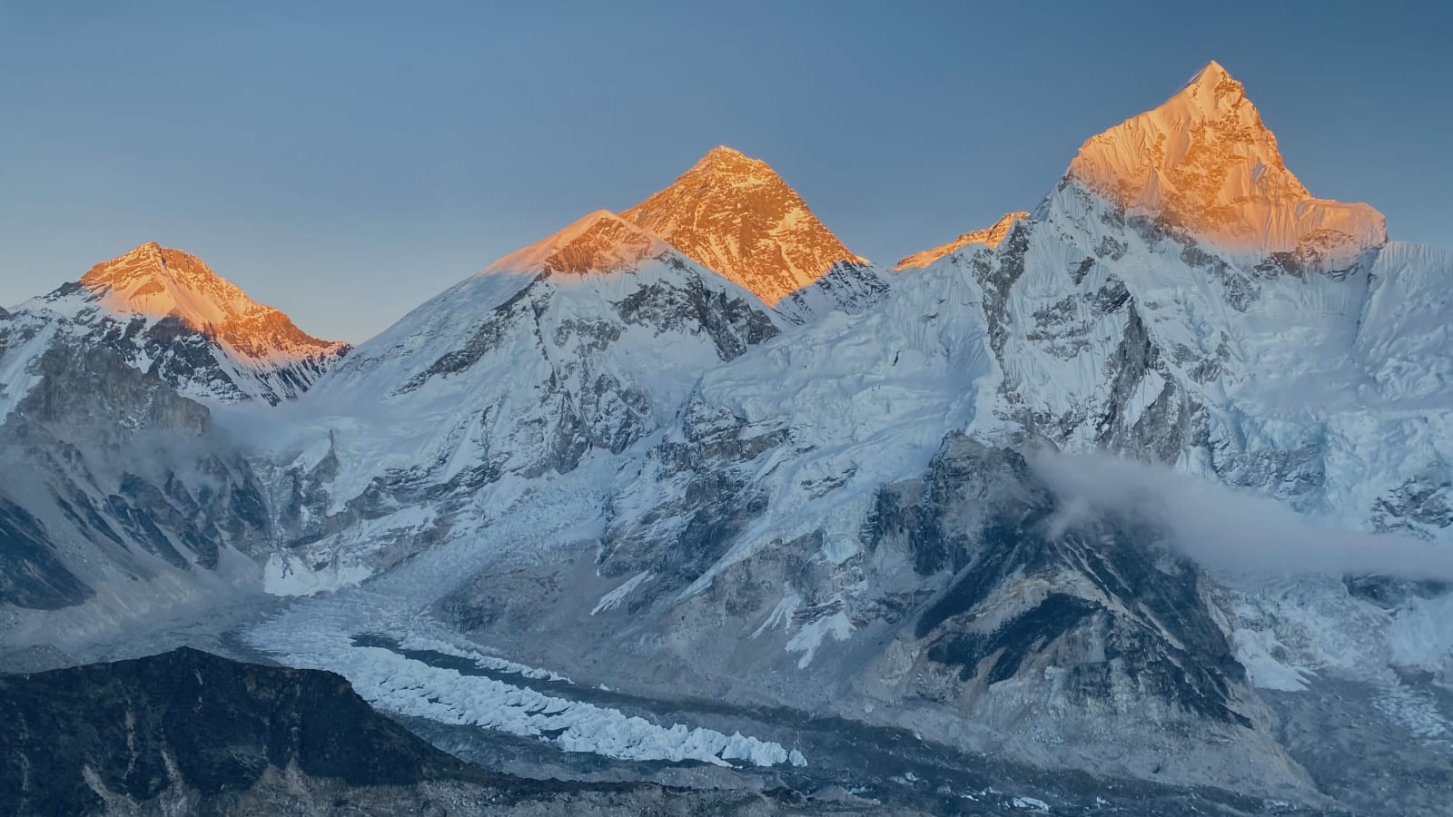 14-Day Everest Base Camp Trek from Kathmandu with Kalapatthar Sunrise