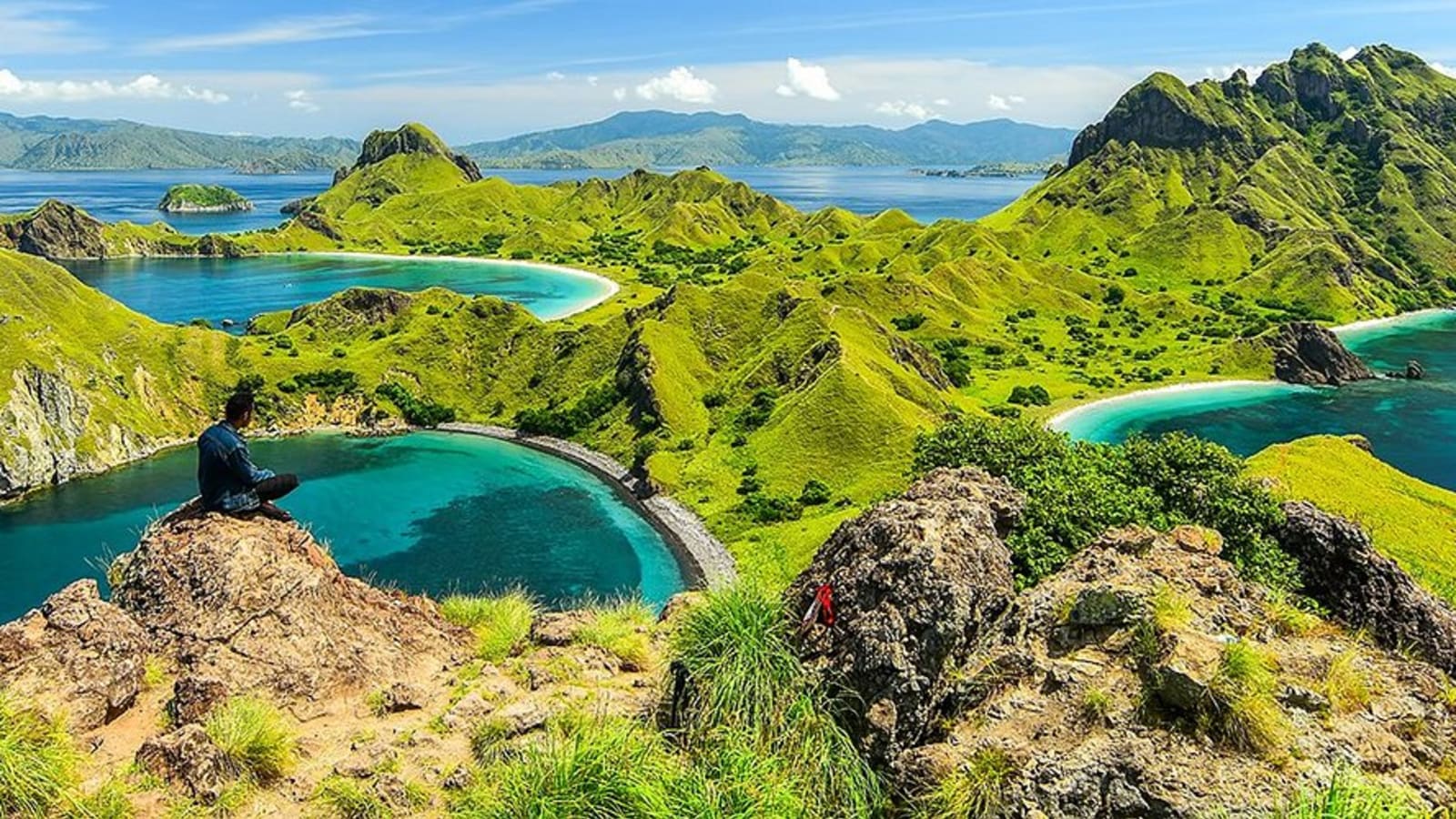 11-Hour Komodo Island Shared Speedboat Tour from Labuan Bajo (Visit 6 spots)