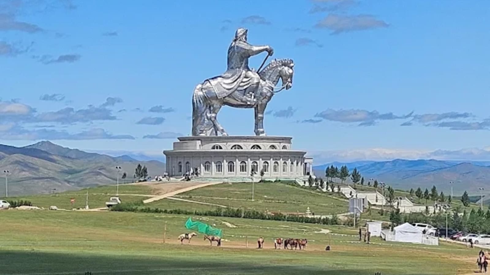 2-Day Mongolia Tour to Terelj with Ger Stay and Horse Riding