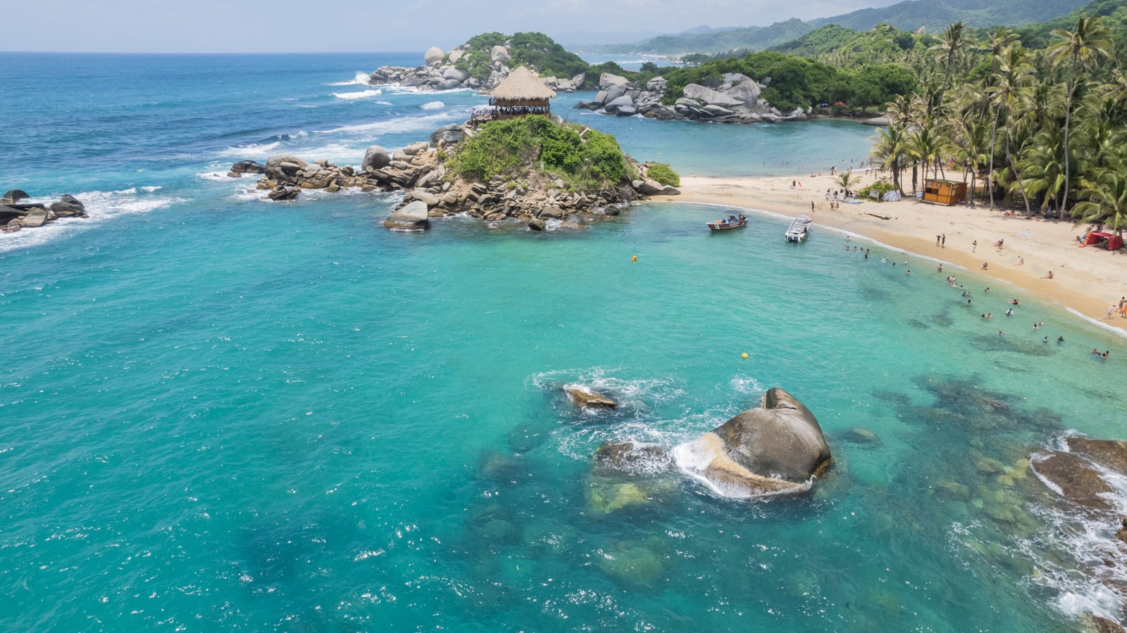 4-Day Santa Marta Tour with Tayrona, Minca and Pirate Bay Cruise