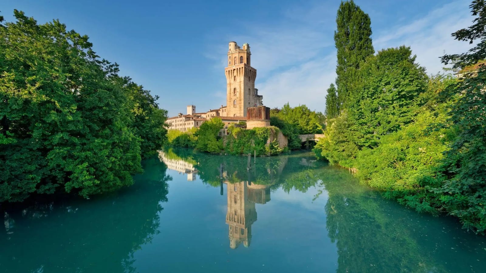 2-Hour Padova Walking Tour with Hidden Gems and Local Insights