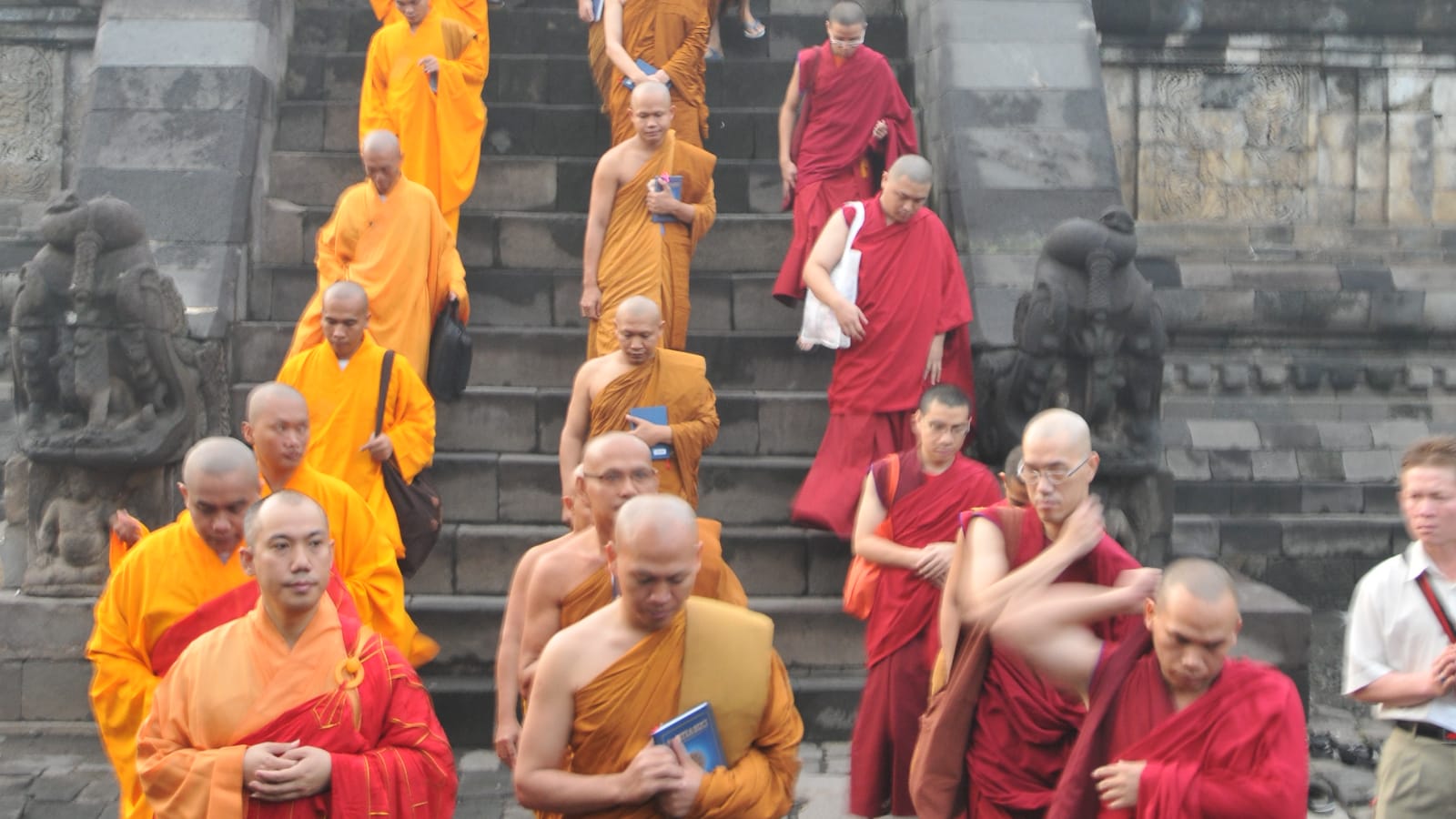 1-Day Vesak Celebration Tour at Borobudur Temple