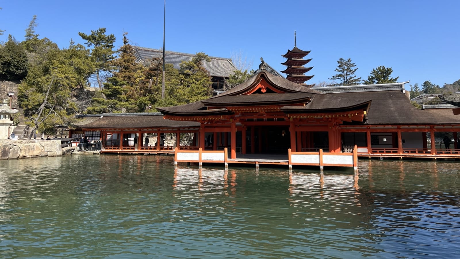 4-Hour Miyajima Island Tour with Shrine Visits and Local Delicacies