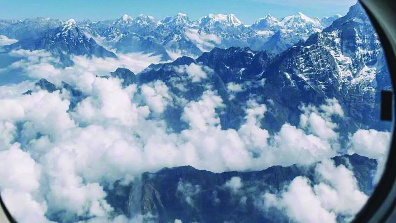 3-Hour Panoramic Mountain Flight over the Himalayas from Kathmandu