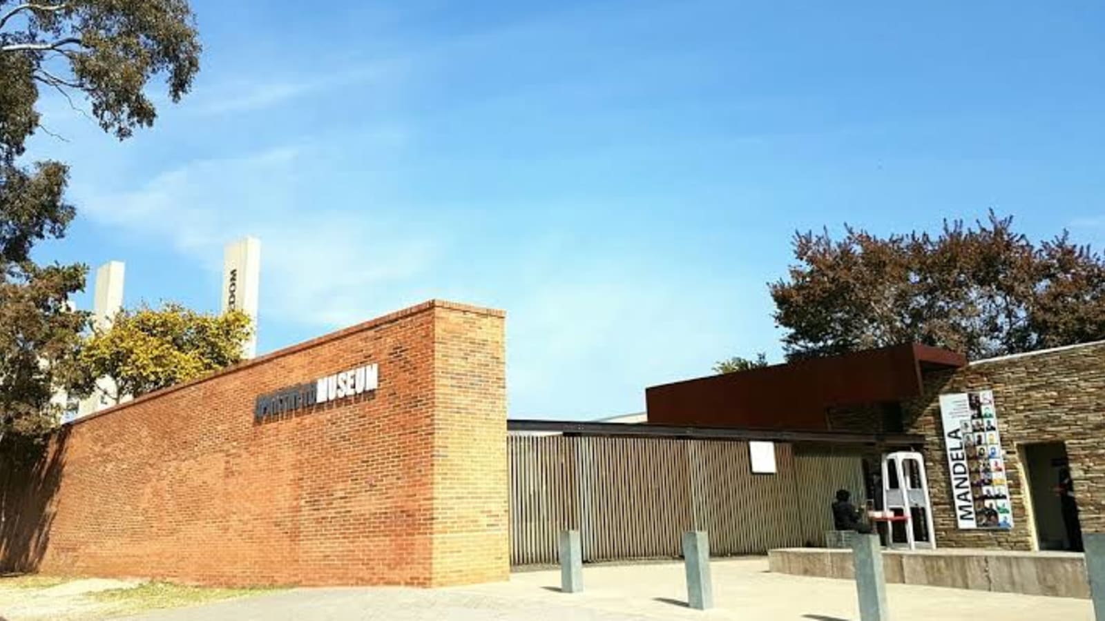 8-Hour Johannesburg and Soweto Tour with Apartheid Museum