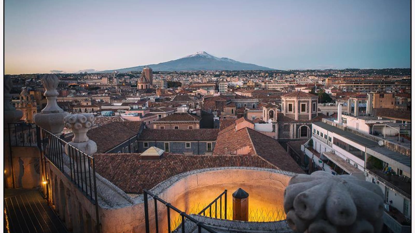 2-Hour Walking Tour of Catania with Duomo Square and Fish Market