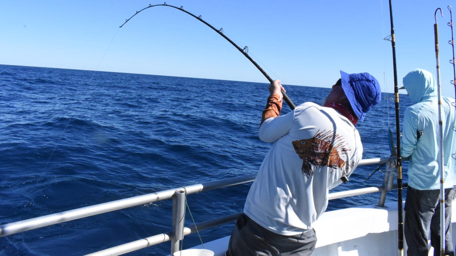 4-Hour Fishing and Snorkelling Tour in Punta Campanella