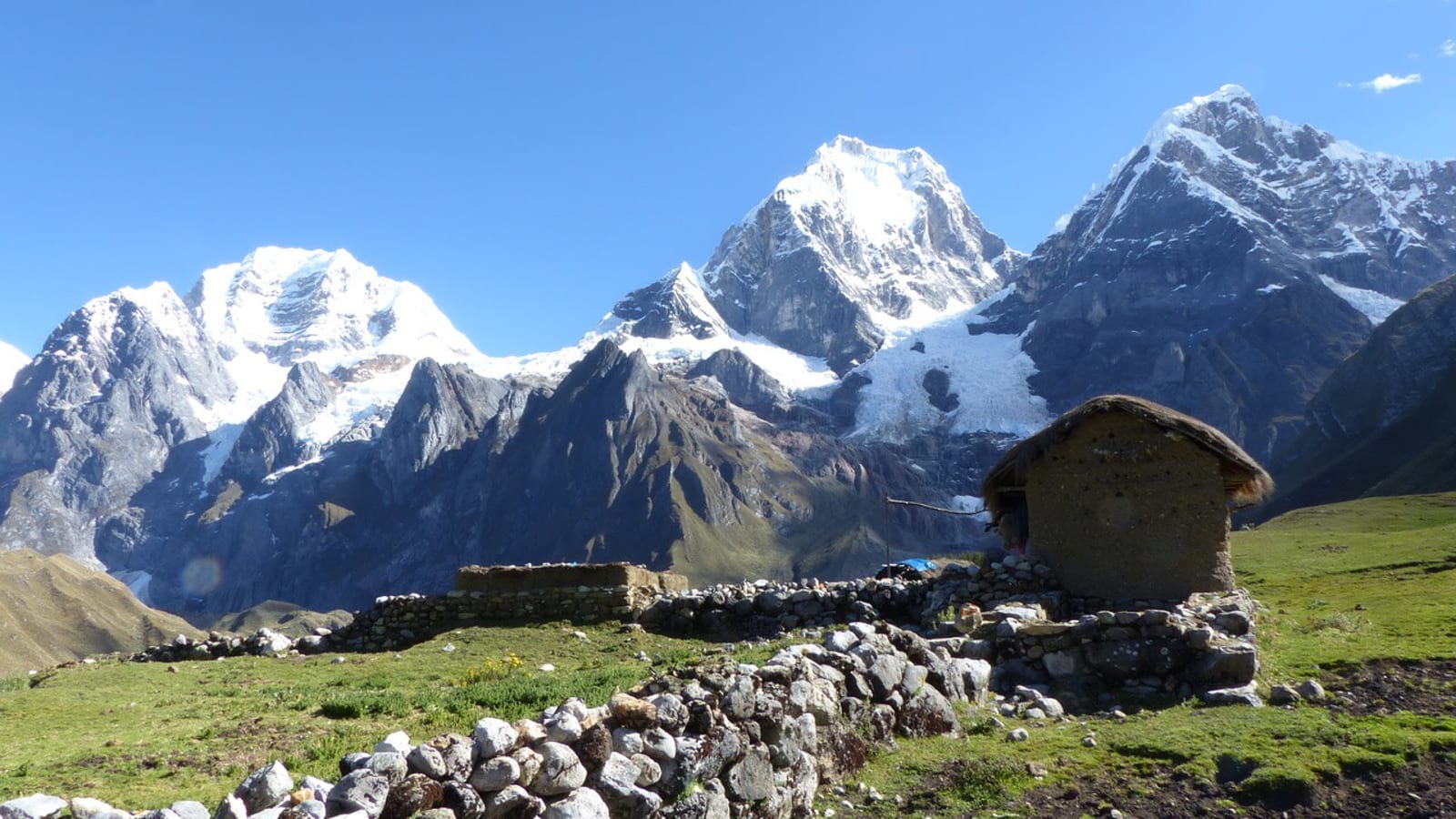8-Day Huayhuash Trek from Huaraz with High Passes and Lake Camps