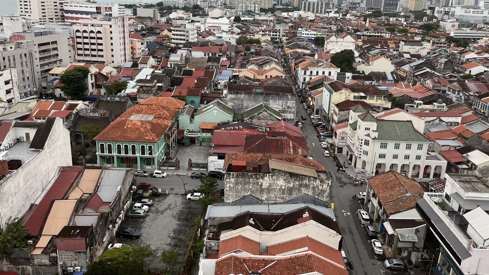 3-Hour George Town Walking Tour with Street Art and Clan Jetties